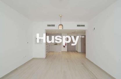 Apartment - 2 Bedrooms - 2 Bathrooms for sale in Waters Edge - Yas Island - Abu Dhabi