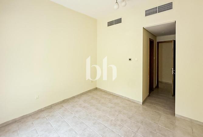 124711455 - Property Image 3