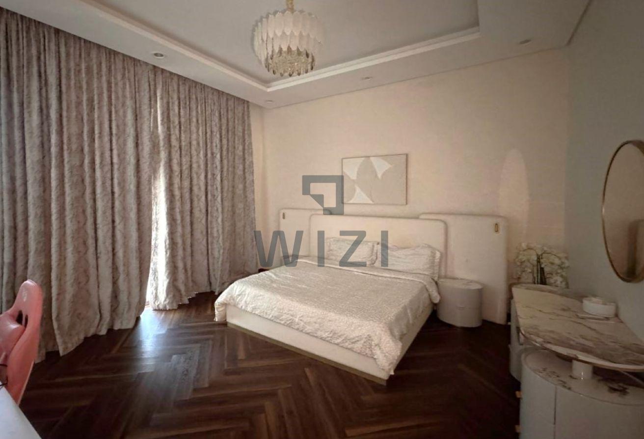 Furnished 6BR Villa | Golf & Lake View | Pool photo 16