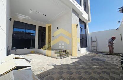 Villa - 5 Bedrooms - 7 Bathrooms for sale in Al Yasmeen 1 - Al Yasmeen - Ajman