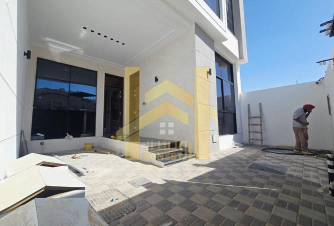 72725082 - Property Image 3