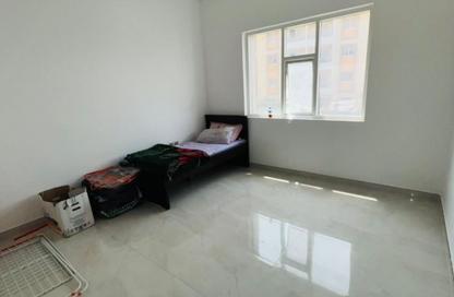 Apartment - 2 - 3 for rent in Al Mowaihat 3 - Al Mowaihat - Ajman Apartment - 2 - 3 for rent in Al Mowaihat 3 - Al Mowaihat - Ajman