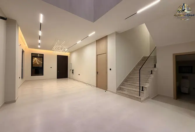 163692929 - Property Image 3