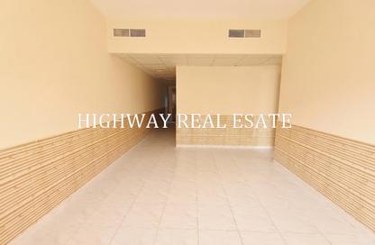 Apartment - 1 Bedroom - 2 Bathrooms for rent in Muwaileh 29 Building - Muwaileh - Sharjah