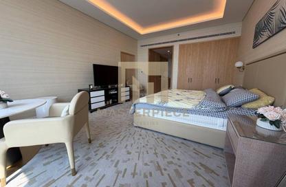 Apartment - Studio - 1 for rent in The Palm Tower - Palm Jumeirah - Dubai