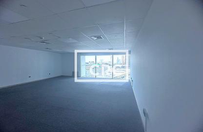 Office Space - Studio for rent in Single Business Tower - Sheikh Zayed Road - Dubai Office Space - Studio for rent in Single Business Tower - Sheikh Zayed Road - Dubai