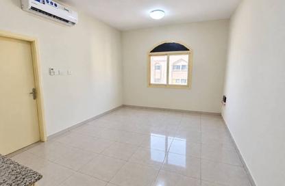 Apartment - Studio - 1 for rent in Fire Station Road - Muwaileh - Sharjah