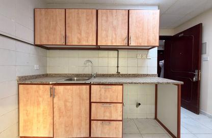 Apartment - Studio - 1 for rent in Fire Station Road - Muwaileh - Sharjah