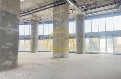 Retail - Studio - 2 Bathrooms for rent in Leaf Tower - Tamouh - Al Reem Island - Abu Dhabi