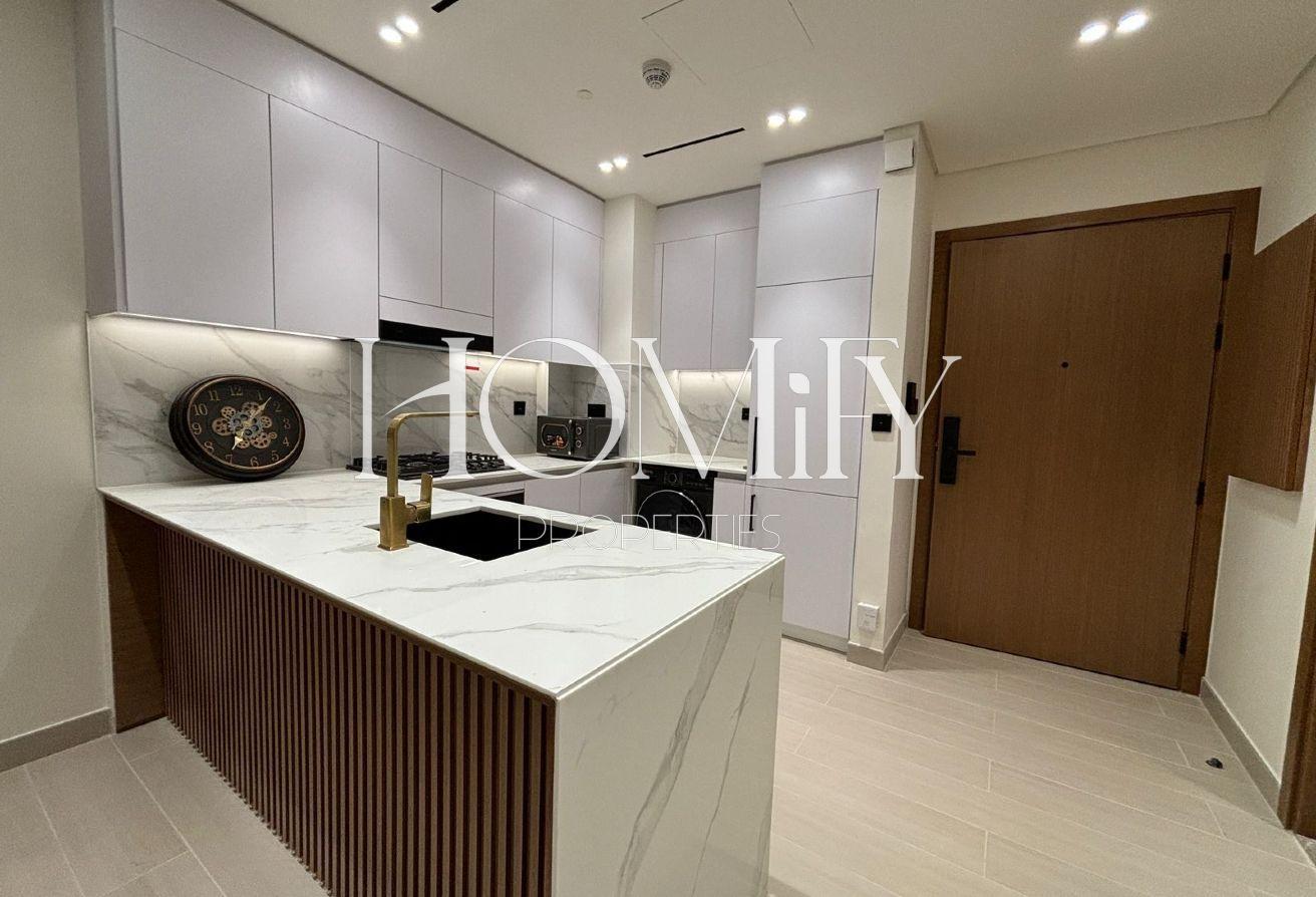 FULLY FURNISHED | SPACIOUS | SMART HOME photo 2