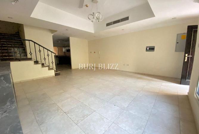 77394243 - Property Image 3