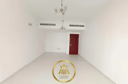 Apartment - 2 Bedrooms - 3 Bathrooms for rent in New Al Taawun Road - Al Taawun - Sharjah