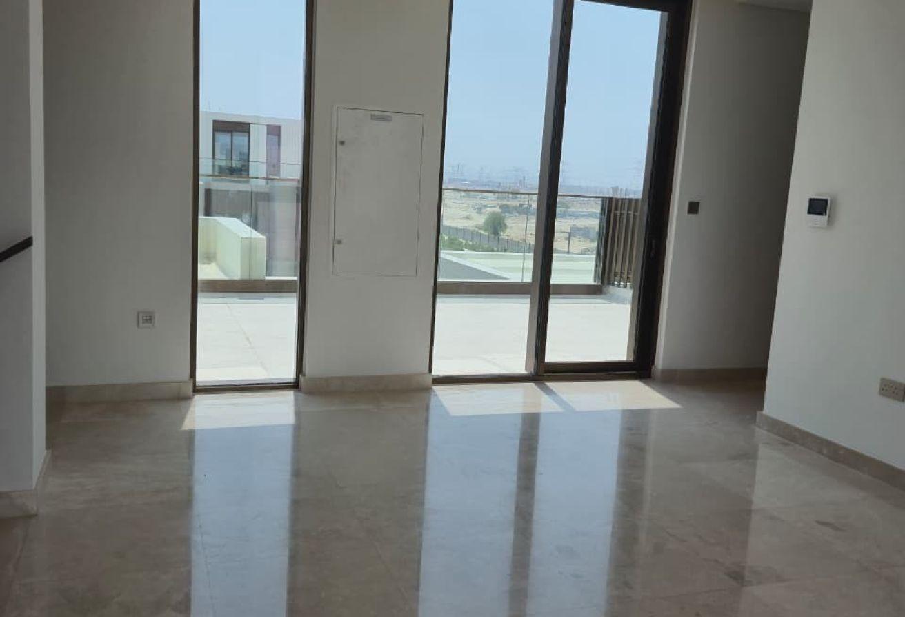 Luxury 5-Bedroom Villa | Private Pool | Landscaped photo 3