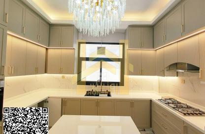 Villa - 5 Bedrooms - 7 Bathrooms for sale in Al Yasmeen 1 - Al Yasmeen - Ajman