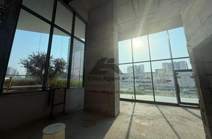 Shop - Studio - 1 Bathroom for sale in Binghatti Ghost - Dubai Healthcare City 2 - Al Jaddaf - Dubai