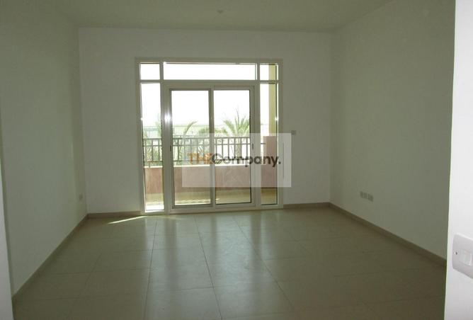 102004138 - Property Image 2
