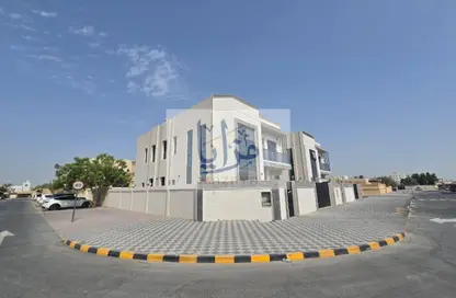 Villa - 5 Bedrooms - 7 Bathrooms for sale in Al Mowaihat 1 - Al Mowaihat - Ajman