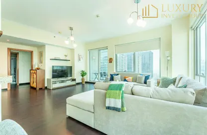 Apartment - 1 Bedroom - 2 Bathrooms for rent in Shemara Tower - Marina Promenade - Dubai Marina - Dubai