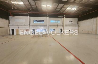 Warehouse - Studio - 2 Bathrooms for rent in Building 12 - Dubai Investment Park 2 (DIP 2) - Dubai Investment Park (DIP) - Dubai