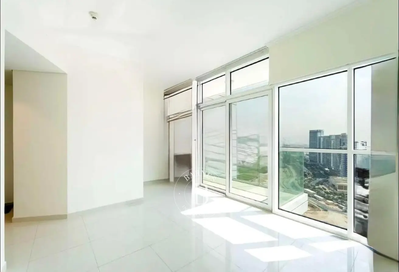 156900899 - Property Main Image