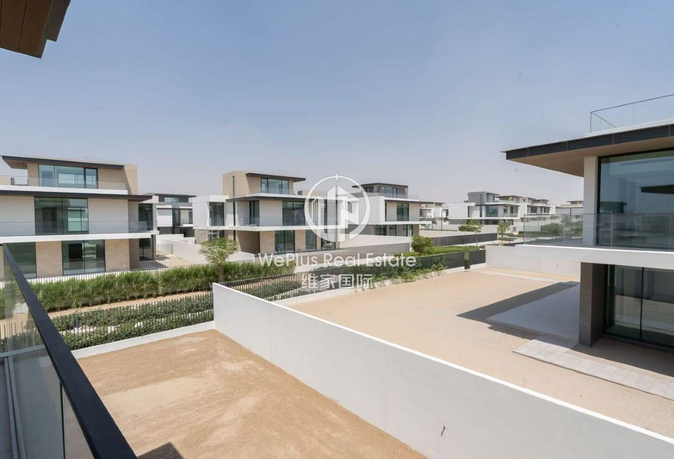 Huge Plot | Unfurnished | 4 Beds + Maid's | Vacant photo 13