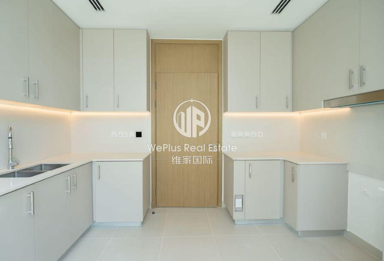 Huge Plot | Unfurnished | 4 Beds + Maid's | Vacant photo 7
