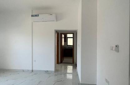 Apartment - 1 Bedroom - 1 Bathroom for rent in Al Alia - Ajman