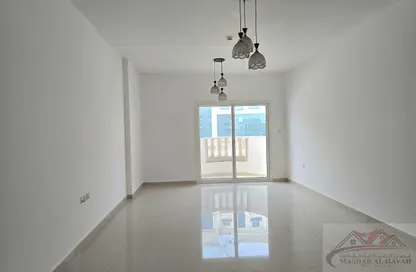 Apartment - 2 Bedrooms - 3 Bathrooms for rent in Muwaileh 29 Building - Muwaileh - Sharjah