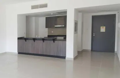 شقة - غرفة نوم - 2 حمامات للايجار في برج 15 - الريف داون تاون - الريف - أبوظبي