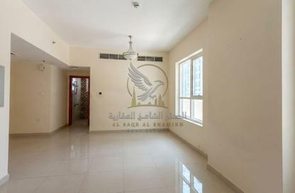 شقة - 2 غرف نوم - 2 حمامات للايجار في شارع التعاون الجديد - التعاون - الشارقة شقة - 2 غرف نوم - 2 حمامات للايجار في شارع التعاون الجديد - التعاون - الشارقة