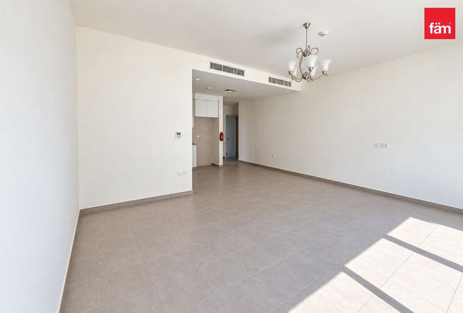 Ground Floor | Spacious Layout | Ready To Move In photo 2