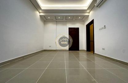 Apartment - Studio - 1 Bathroom for rent in Al Muntazah - Abu Dhabi