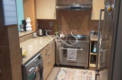 Apartment - 2 Bedrooms - 3 Bathrooms for rent in Shoreline Apartments - Palm Jumeirah - Dubai