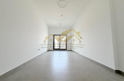 Apartment - 1 Bedroom - 2 Bathrooms for rent in Jumeirah Garden City - Al Satwa - Dubai