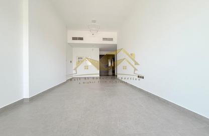 Apartment - 1 Bedroom - 2 Bathrooms for rent in Jumeirah Garden City - Al Satwa - Dubai