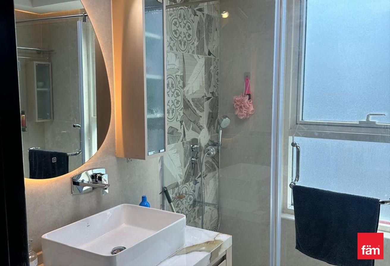 Stunning & Spacious | Upgraded | Fully Furnished photo 8