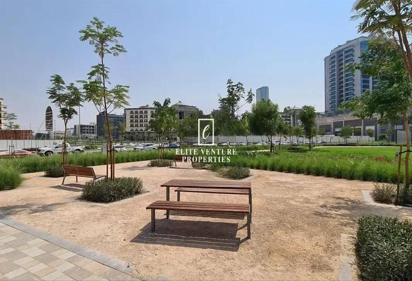 ELEGANT UNIT | BRAND NEW | PRIME LOCATION photo 14