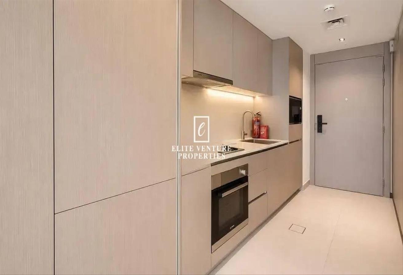 ELEGANT UNIT | BRAND NEW | PRIME LOCATION photo 4