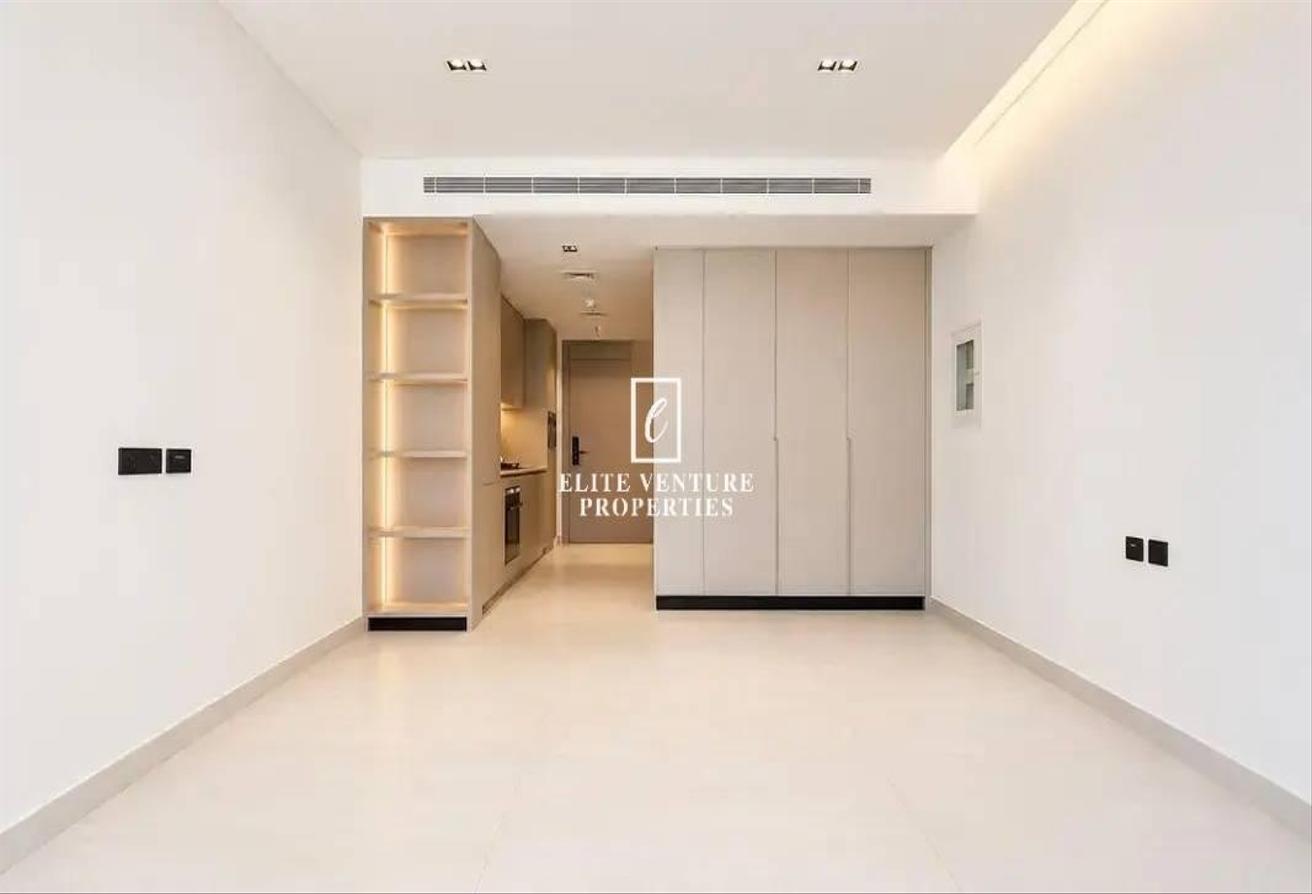 ELEGANT UNIT | BRAND NEW | PRIME LOCATION photo 2