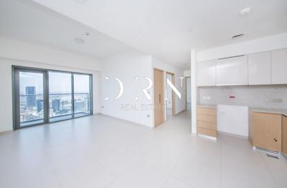 Apartment - 2 Bedrooms - 2 Bathrooms for rent in Burj Royale - Downtown Dubai - Dubai