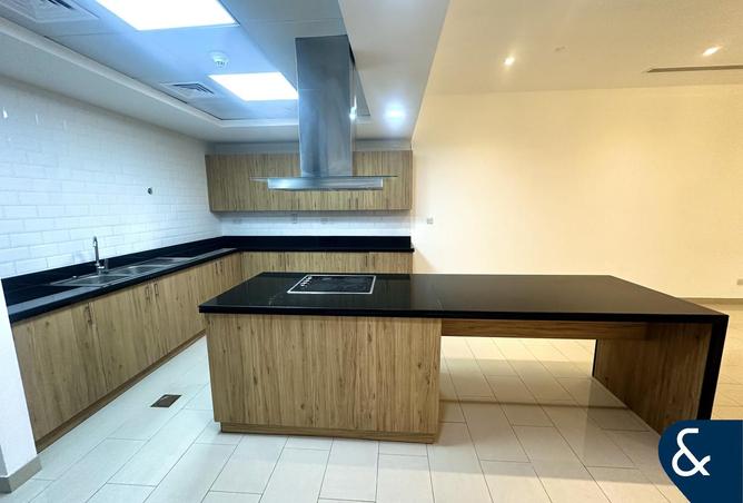 12624220 - Property Image 3