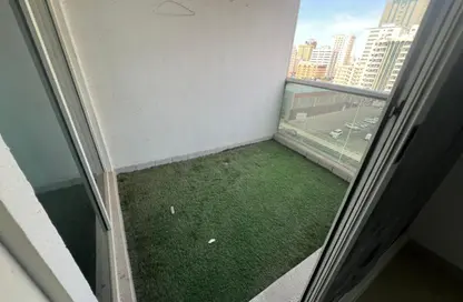 Apartment - 1 Bedroom - 2 Bathrooms for rent in Al Majaz Tower - Al Majaz - Sharjah