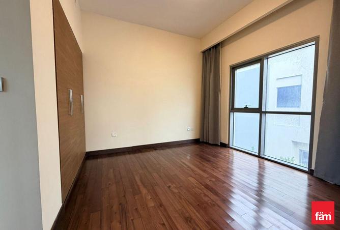 64403161 - Property Image 3