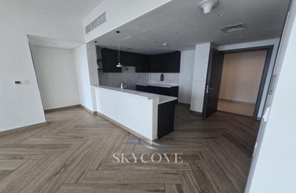 Apartment - 2 Bedrooms - 2 Bathrooms for rent in 1 Residences - 1 - 1 Residences - Al Kifaf - Bur Dubai - Dubai