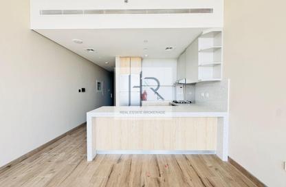 Apartment - Studio - 1 Bathroom for rent in Al Ghurair Residences 5 - Majan - Dubai Apartment - Studio - 1 Bathroom for rent in Al Ghurair Residences 5 - Majan - Dubai