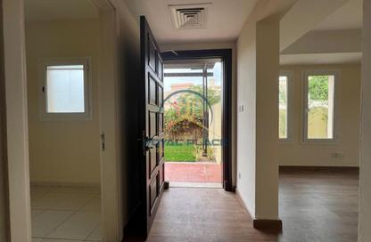 Villa - 2 Bedrooms - 3 Bathrooms for rent in Springs 11 - The Springs - Dubai
