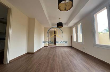 Villa - 2 Bedrooms - 3 Bathrooms for rent in Springs 11 - The Springs - Dubai