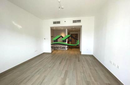 Apartment - Studio - 1 Bathroom for rent in Waters Edge - Yas Island - Abu Dhabi
