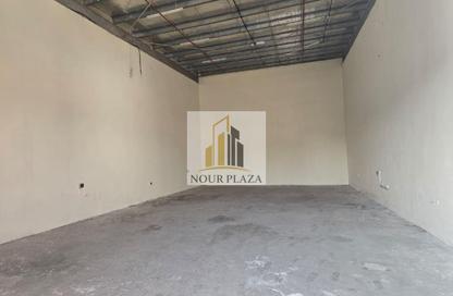 Warehouse - Studio - 1 for rent in Mussafah Industrial Area - Mussafah - Abu Dhabi