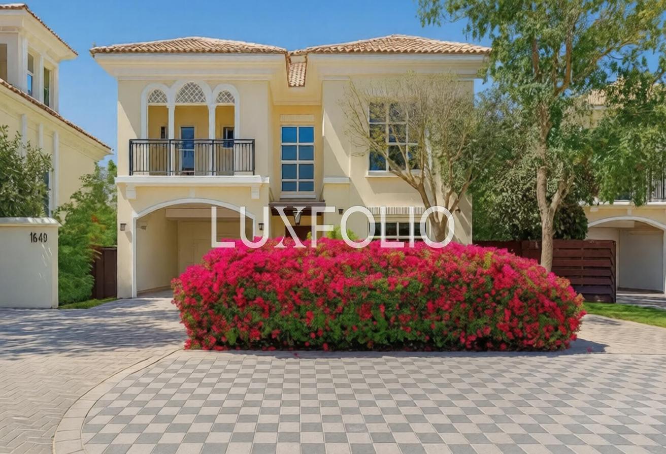 Polo View | Luxury Villa | Available Now photo 2